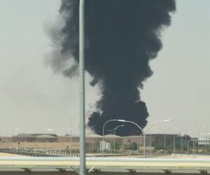 Los hutíes de Yemen se atribuyen ataques con drones y misiles en Arabia Saudí