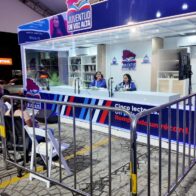 Jóvenes dominicanos superan 98 horas en busca del Récord Guinness de lectura