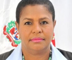 Elsa de León anuncia su renuncia como cónsul dominicana en Hamburgo por falta de apoyo