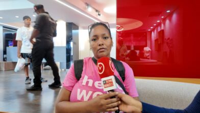 Madre denuncia desaparición de su hija de 8 años tras ser llevada a un centro de protección