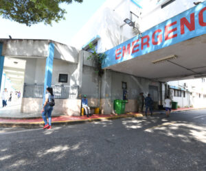 Cierran área de emergencia del Hospital Salvador B. Gautier ante posibles riesgos de derrumbe