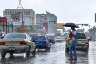 Onda tropical provocará aguaceros y tormentas eléctricas en varias provincias
