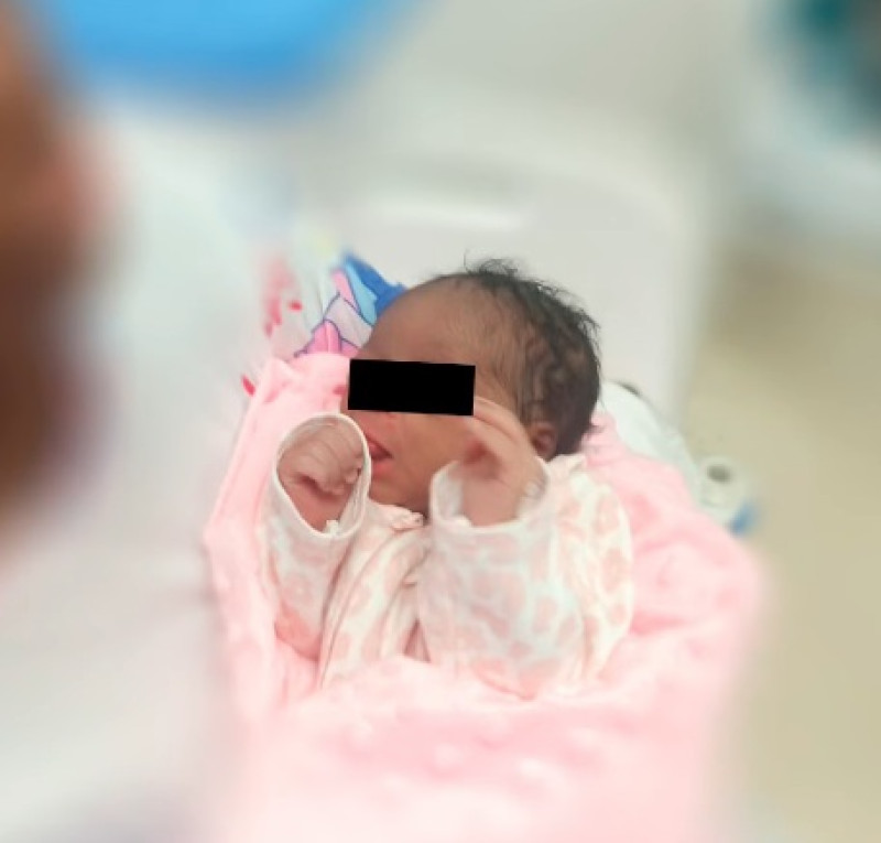 Recién nacida regresa a RD tras ser trasladada a Haití junto a su madre