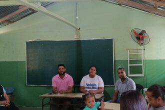 Padres y comunitarios piden al MINERD intervenir escuela Guardianon en Zambrana