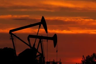 AIE: La demanda mundial de petróleo caerá en 2026 por la crisis entre EE.UU. e Irán