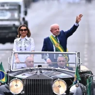 Un Lula en campaña encabeza el desfile de la Independencia en plena tormenta institucional