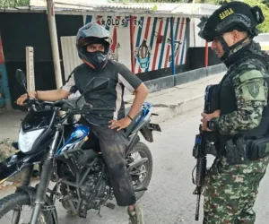 De la Espriella ordena militarizar Santa Marta tras ola de violencia de grupo paramilitar