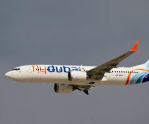 Heridos piloto y copiloto de avión de Flydubai desviado hacia Arabia Saudí
