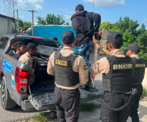 DNCD decomisa más de 10 kilos de presuntas drogas durante operativos en Santo Domingo Norte