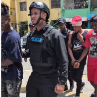Policía detiene a cinco personas sorprendidas en flagrante delito en San Carlos