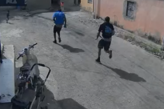 Videos muestra cómo niños y adultos huían durante en Boca Chica donde murió Diddy Glow