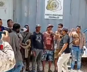 Migración repatria a 50 haitianos indocumentados en Pedernales; cinco son señalados por alertar sobre operativos