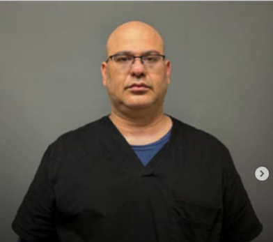 Médico de origen dominicano es arrestado en Connecticut