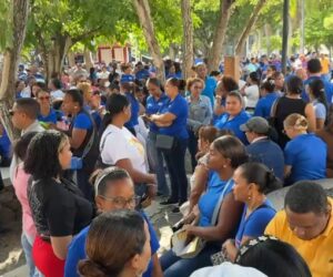 ADP piquetea Regional de Educación por problemas que afectan a más de 25 centros en SFM