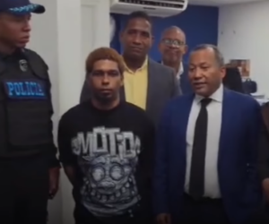 Se entrega “Chaparro”, señalado por presunta vinculación en tiroteo de Boca Chica