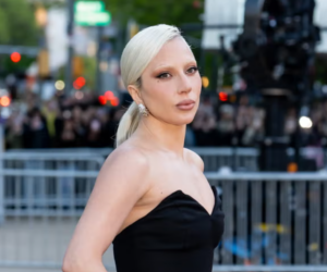 Lady Gaga y Michael Polansky dan la bienvenida a su hija Rose