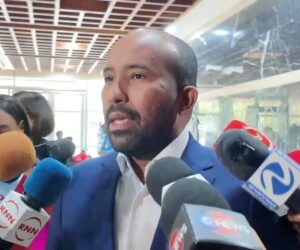 Abogado afirma que ejecutivos de dos cadenas de farmacias figuran en diligencias de SeNaSa 2.0