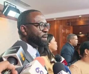 Diputado Carlos de Pérez califica de “desafortunada” advertencia de Abinader a delincuentes en caso Oro Duro