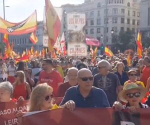 Marcha Dignidad recorre Madrid para exigir elecciones generales en España