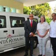 Marino Zapete dona a estudiantes sordos RD$2.4 millones recibidos tras fallo contra Jean Alain