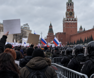 Autoridades rusas rechazan solicitudes para protestar contra fraude electoral del Kremlin