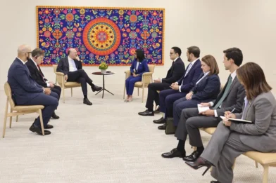 Delcy Rodríguez se reúne con autoridades del Banco Mundial, FMI y BID en Nueva York