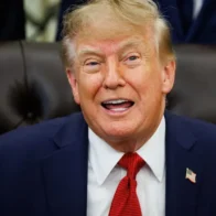 Trump dice que el arco del triunfo de Washington será un complejo militar con drones y francotiradores