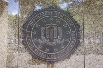 FBI investiga presunto robo de datos del FBI y sus empleados