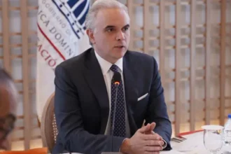 Educación crea comisión para evaluar currículo tras resultados de PISA 2025