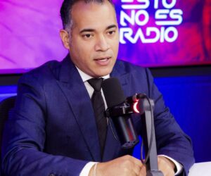 Brito confronta a Edwin Encarnación y le exige pedir disculpas a Karen Yapoort