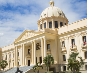 Gobierno dispone que compras de programas sociales prioricen a mipymes industriales nacionales