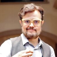 Aleks Syntek arremete contra periodistas y dice que no regresará a México: “No daré notas falsas”