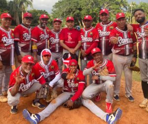 Las Ranas conquistan el campeonato de la Liga de Softbol Los Macos ACD