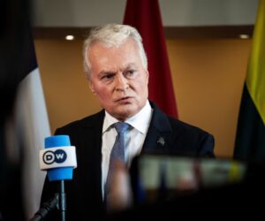 Dinamarca acusa a Rusia de disparar bengalas contra uno de sus helicópteros desde un buque de guerra