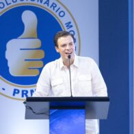 Juan Garrigó Mejía durante su discurso de juramentación como secretario general del PRM.