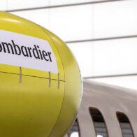 Trump analiza bloquear la venta de aviones del fabricante canadiense Bombardier en Estados Unidos
