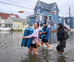 Nor’easter provoca inundaciones y apagones en la costa este de Estados Unidos