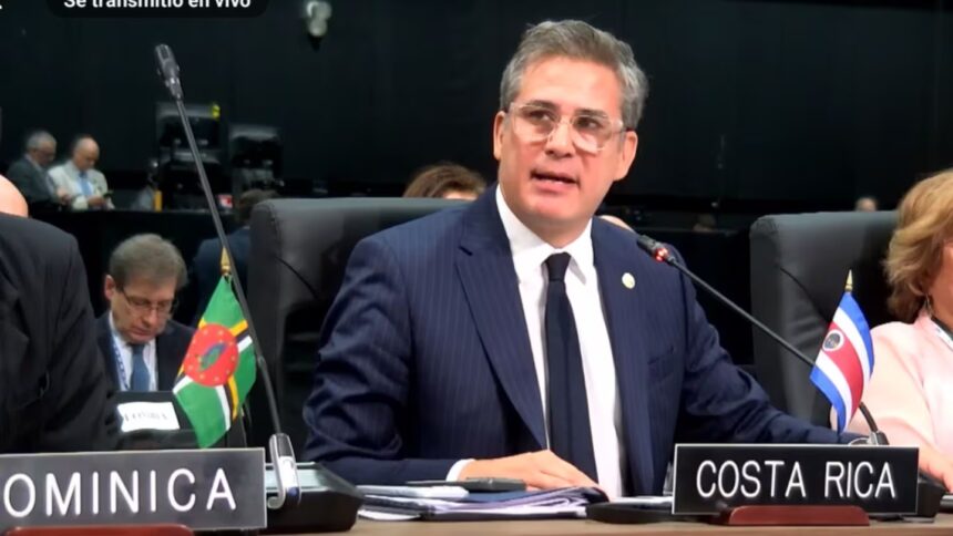 Costa Rica tilda de "vil tiranía" al Gobierno de Cuba y reafirma ruptura diplomática