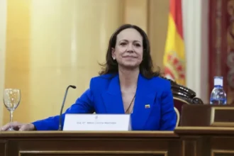 El jefe negociador del chavismo niega que el Gobierno de Venezuela impida el regreso de María Corina Machado