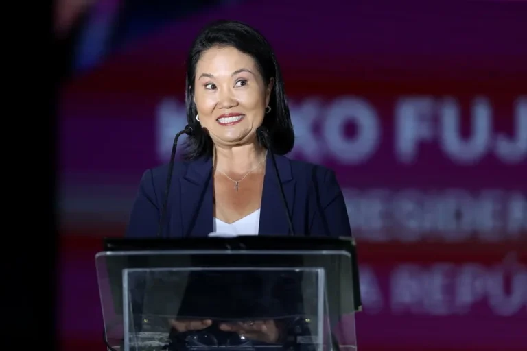 Fujimori nombra al ministro de Transportes en Perú tras la primera renuncia en menos de dos meses