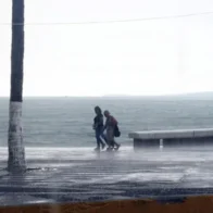 Nueva depresión tropical amenaza el sur de México mientras avanza huracán Polo al noroeste