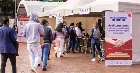 México crea 38.319 empleos formales en agosto y acumula 281.397 en 2026