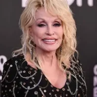 Los Emmy rinden homenaje a Dolly Parton, Rob Reiner y Catherine O'Hara