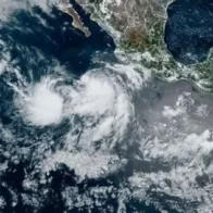 Depresión tropical en Pacífico de México podría convertirse en huracán, dicen autoridades
