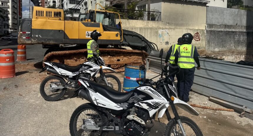 INTRANT multa a 15 empresas constructoras por obstrucción de la vía pública y uso de carril para vaciado de hormigón
