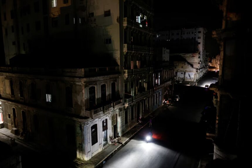 Cuba sufre un nuevo apagón nacional: es el octavo del año