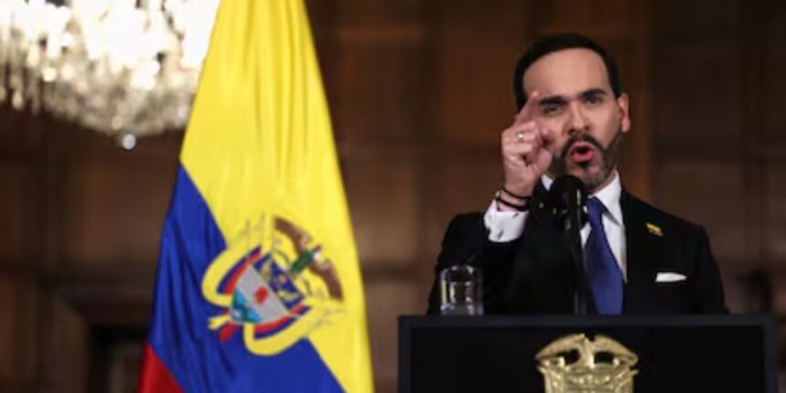 "Viva Cristo Rey", el lema de De la Espriella que abre el debate sobre política y religión