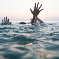 Hallan cuerpo de mujer extranjera en playa de Uvero Alto; permanece sin identificar