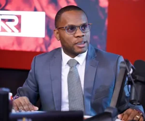 Ramón Tolentino advierte que mensajes “kurú” y “1600” podrían buscar despistar en caso Julián Oro Duro