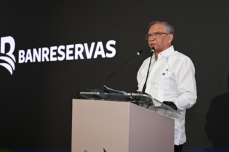 Presidente ejecutivo de Banreservas, doctor Leonardo Aguilera.